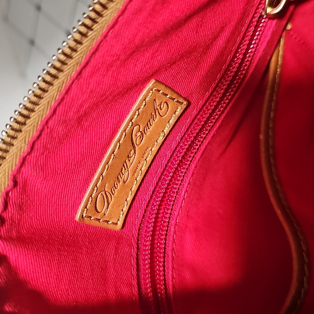 Crossbody - Picture 2 of 3